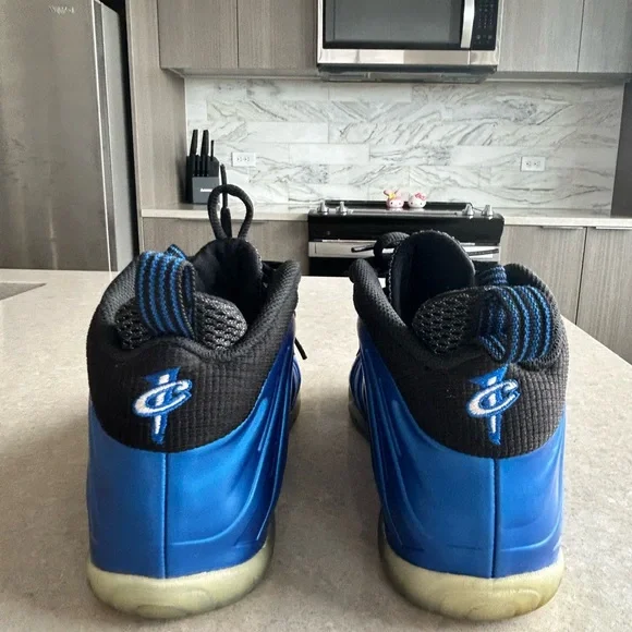 Nike Foamposite - Picture 3 of 4